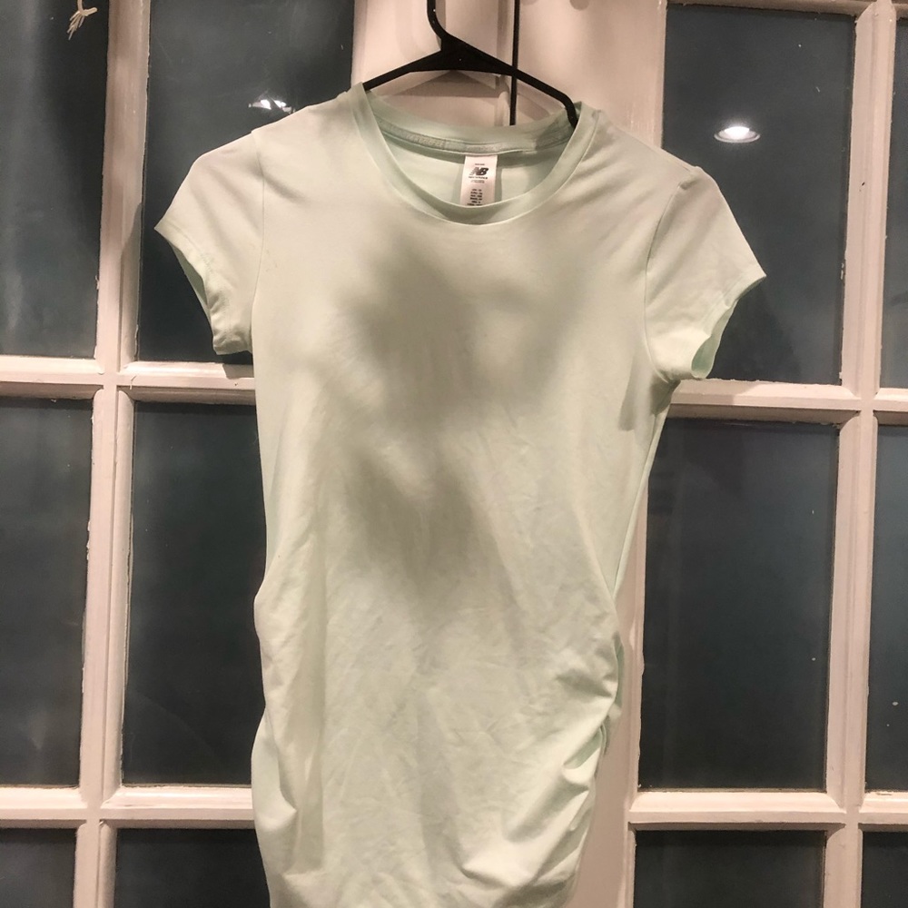 New balance athletic top